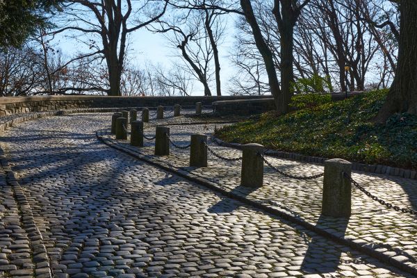 Natural Stone Pavers Service